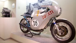 Ducati_9.jpg