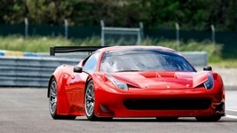 Ferrari_458_Challenge_2.jpg
